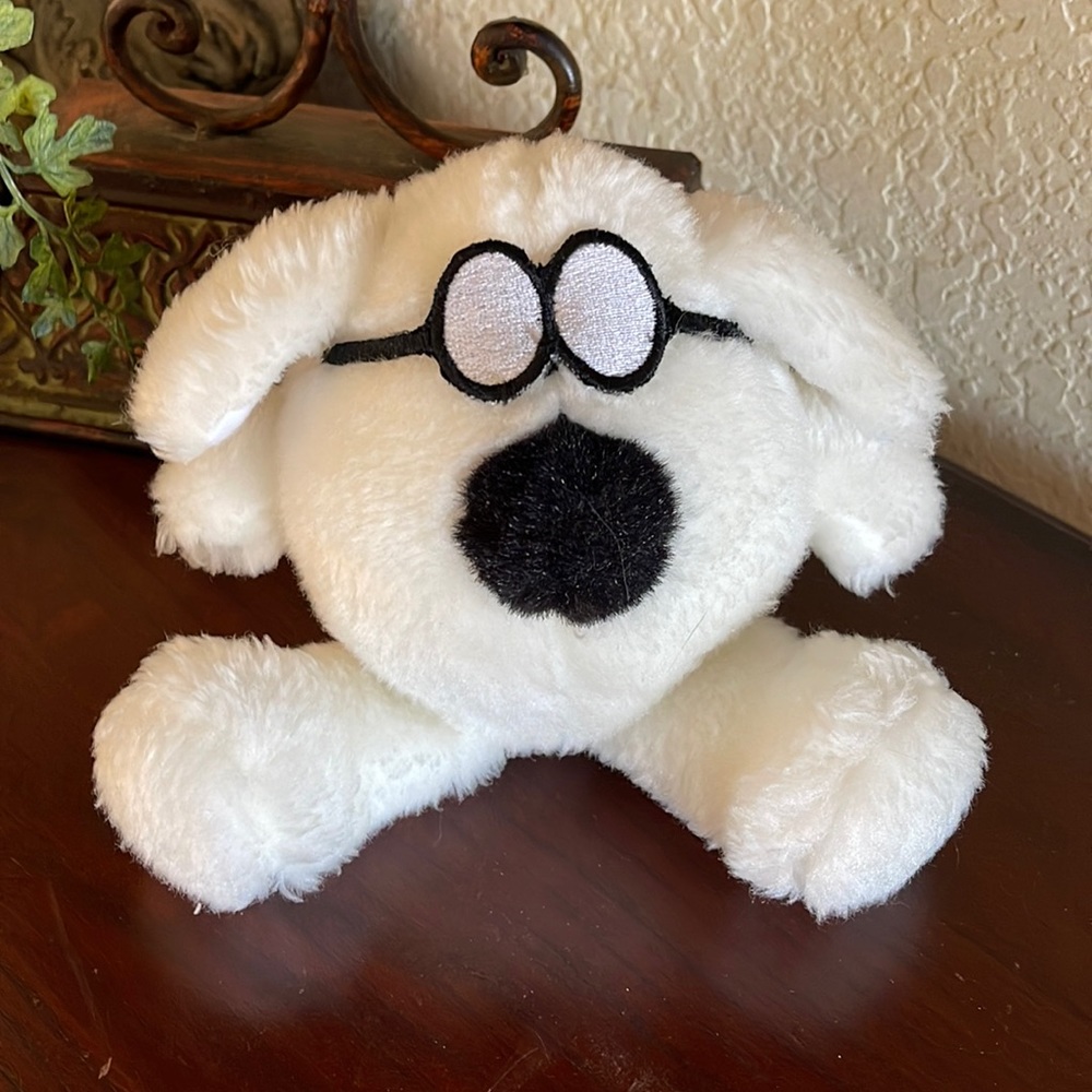 Small little Dilbert dog